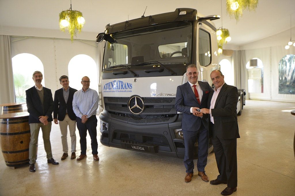 Entrega del primer eActros 100% eléctrico en España