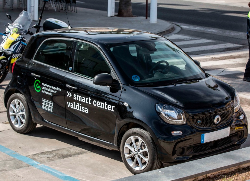 Mercedes-Benz Valdisa apoya las carreras RunCáncer 2022 organizadas por AECC